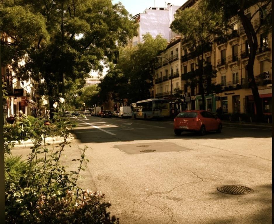 Appartamento Madrid Downtown Chamberi Esterno foto